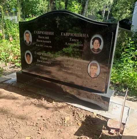 Памятник 15201 с фигурной фаской