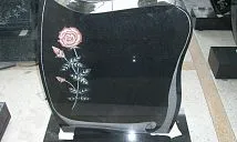 Памятники с односторонней и пятисторонней полировкой