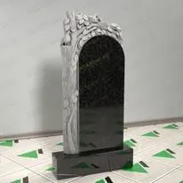 Памятник с голубями № 12135