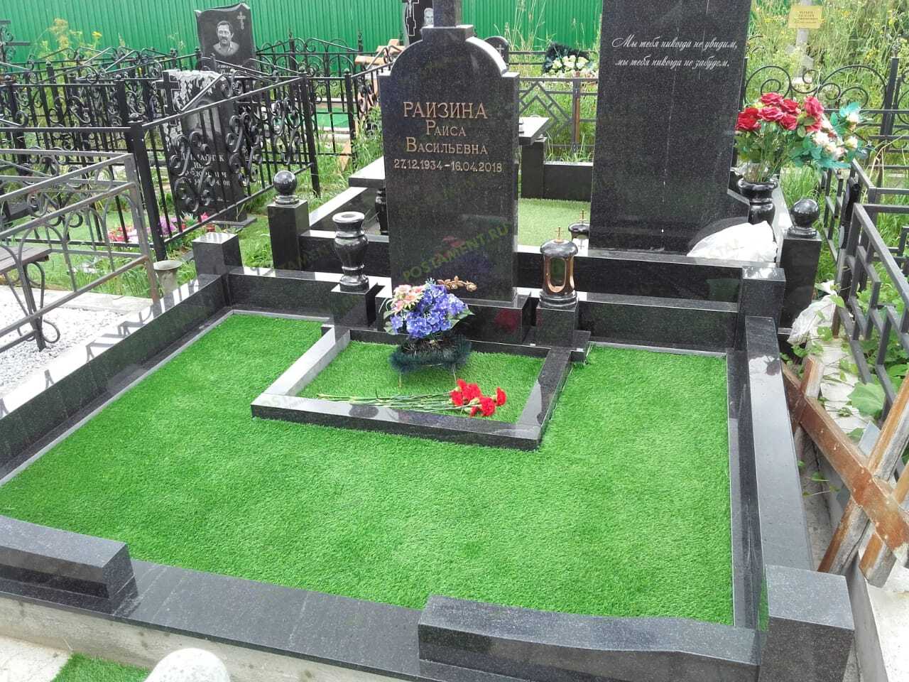 Лампада классическая из черного гранита Габбро