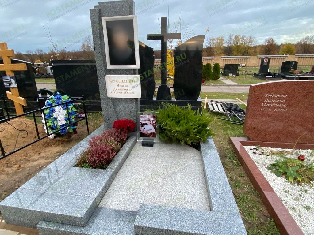 Можжевельник казацкий, вереск