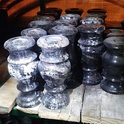 Ваза из гранита 41022