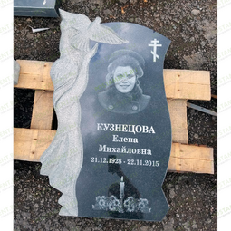 Памятник ангел с голубем