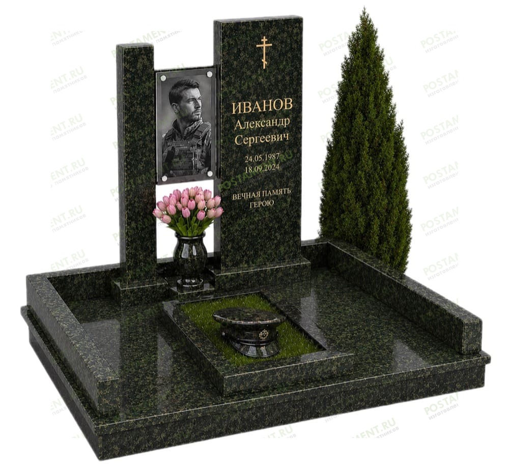 Мемориальный комплекс из гранита Балтик Грин с портретом на стекле