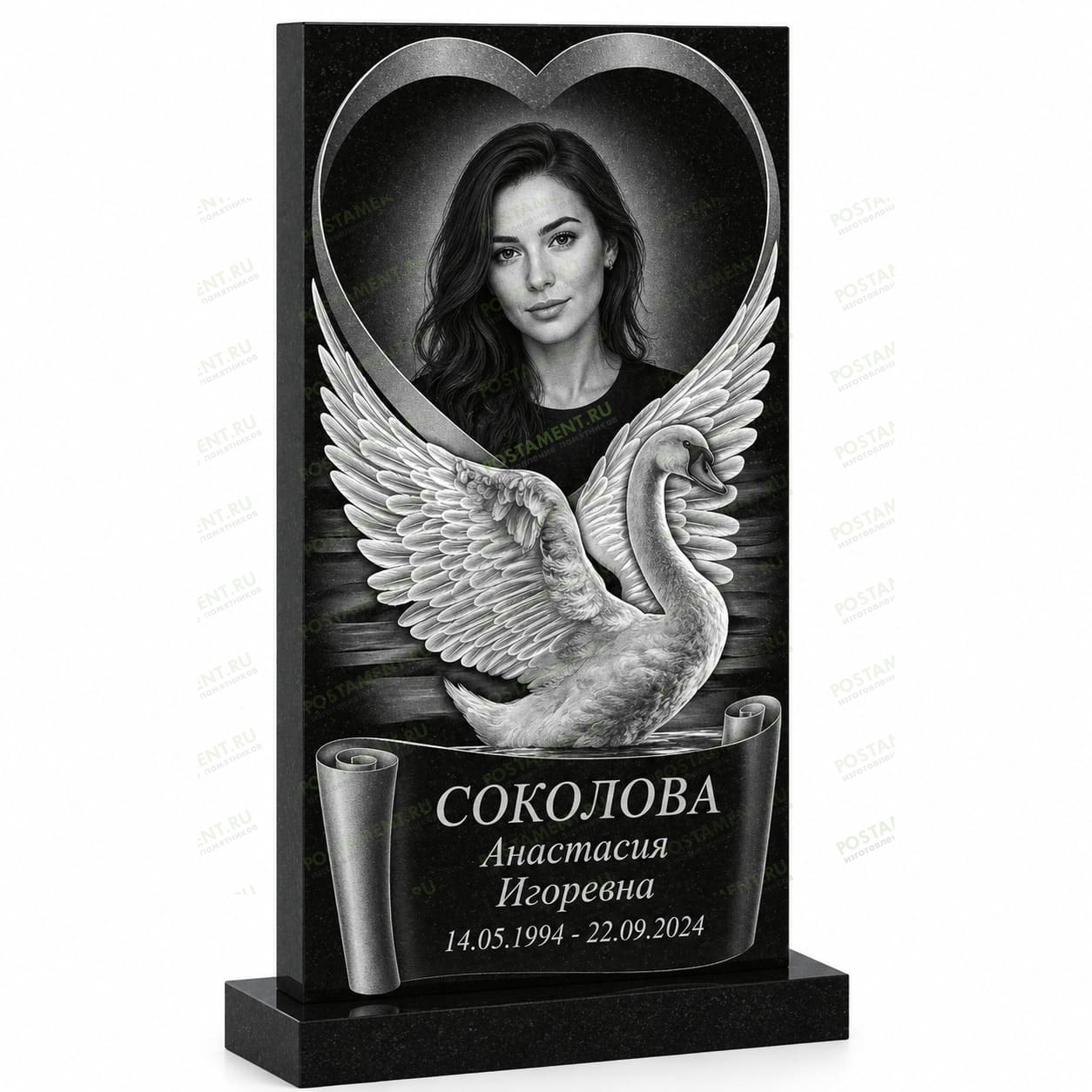 Женский памятник из черного гранита габбро с эксклюзивным художественным оформлением лицевой стороны