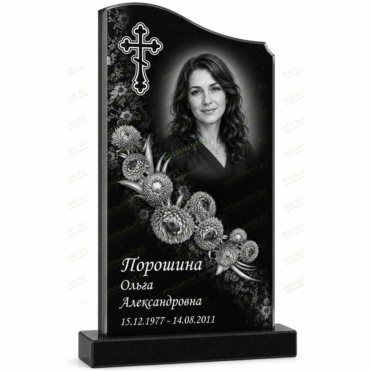 Памятник с художественной гравировкой портрета, астрами и православным крестом на граните