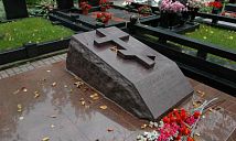 Декор на памятнике: строгий, скромный или эксклюзивный
