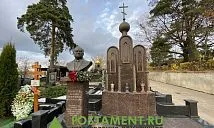 Элитный памятник в виде часовни